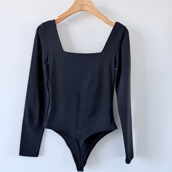 Babaton Aritzia Black Square Neck Long Sleeve Bodysuit Size S - Picture 7 of 16